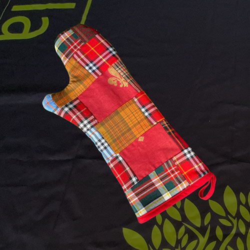 Gourmet Festive Oven Glove