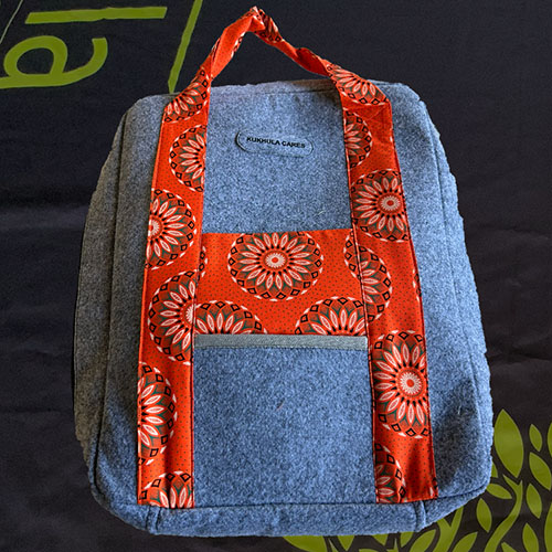 Mzansi Felt Laptop Bag - Image 4