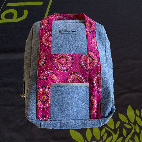 Mzansi Felt Laptop Bag - Image 7
